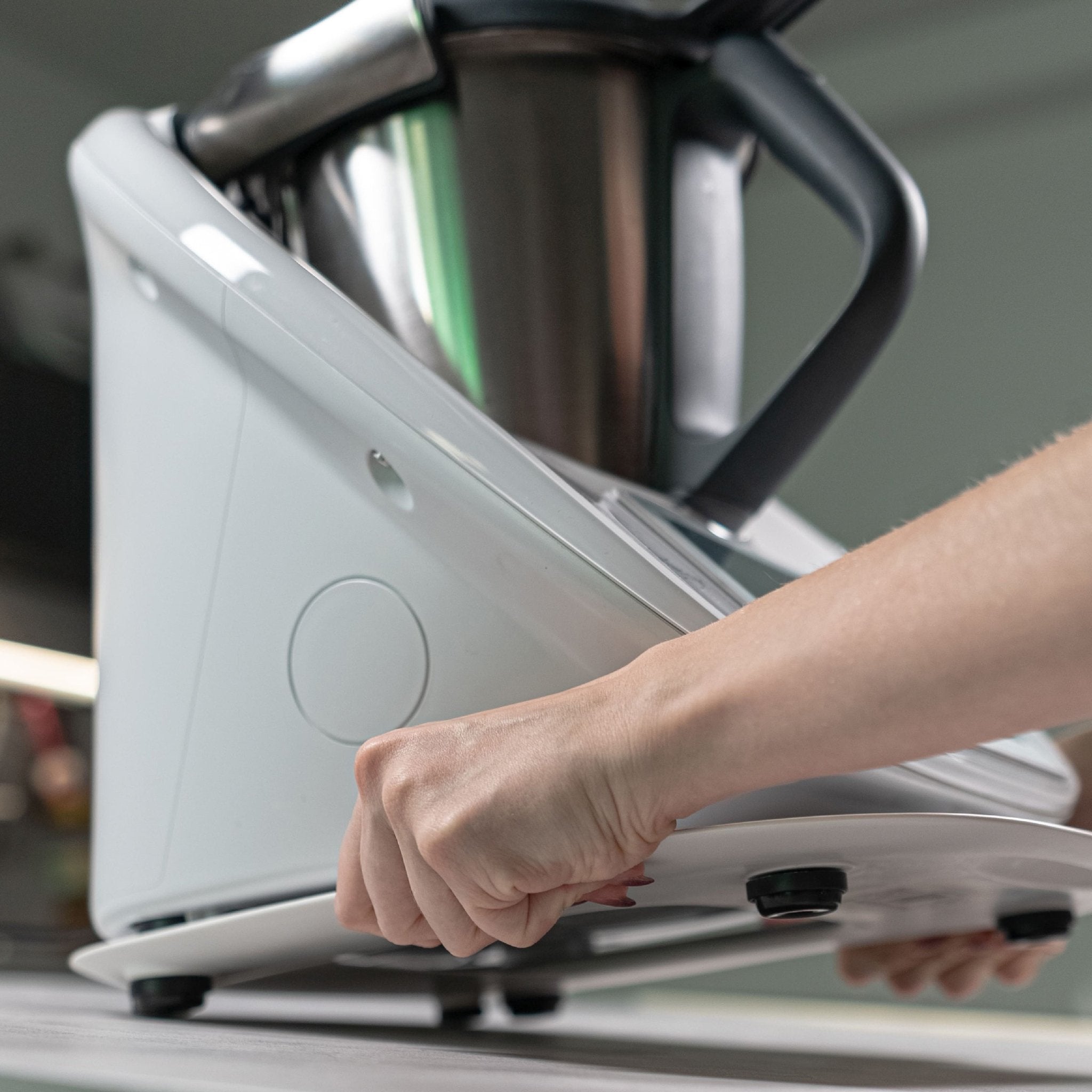 ThermoSlider® M | V3 | Alpine White | Premium-Gleitbrett für Thermomix TM6, TM5 - Wundermix GmbH